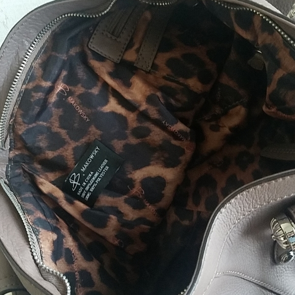 B. Makowsky leather shoulder bag - Picture 7 of 8